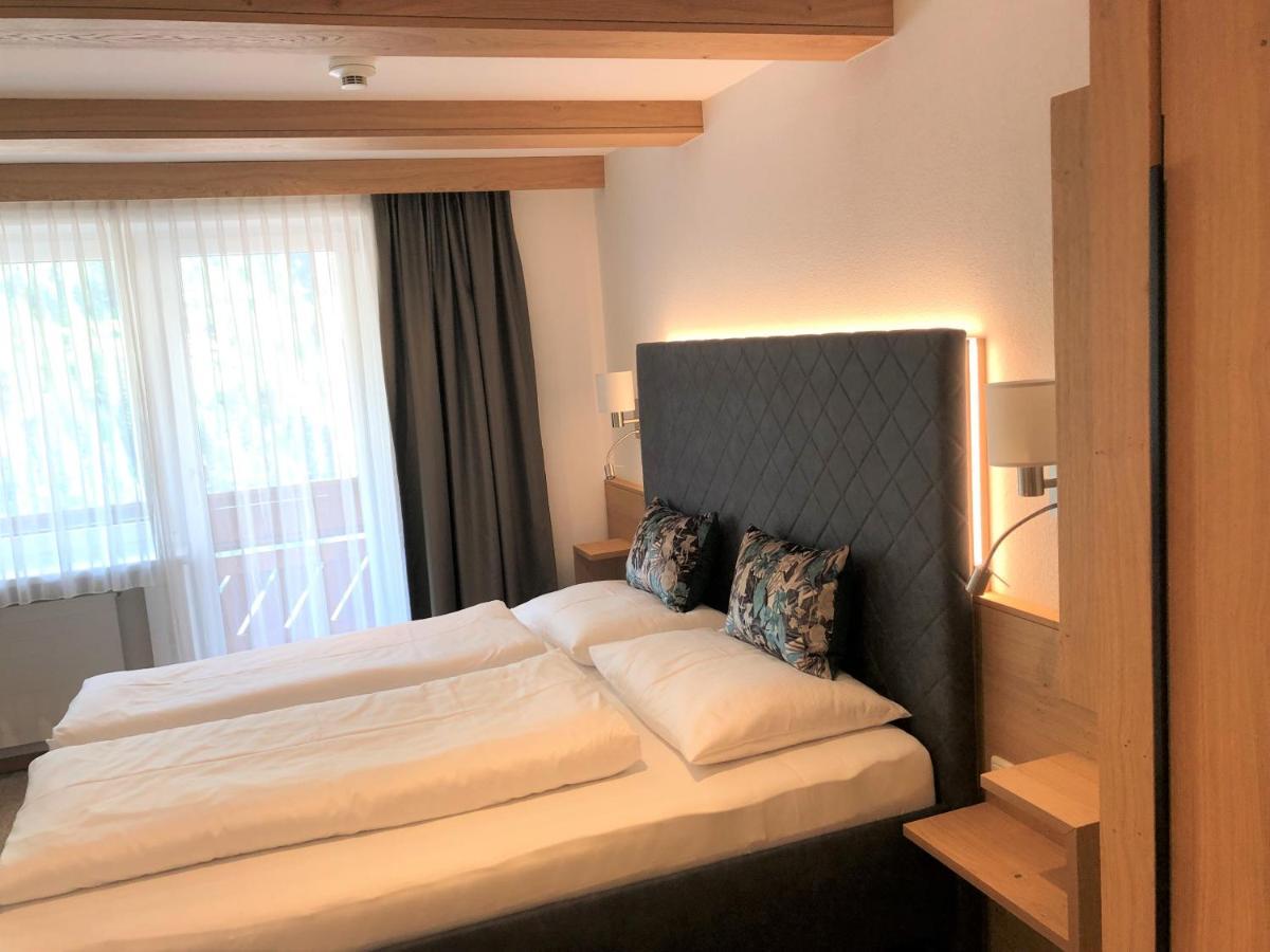 Hotel Garni Central - Zimmer - Studios - Apartments Kappl  Εξωτερικό φωτογραφία