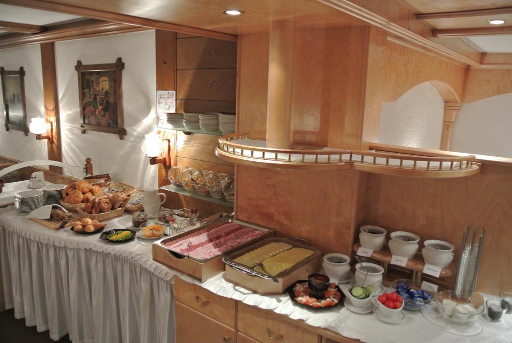 Hotel Garni Central - Zimmer - Studios - Apartments Kappl  Εξωτερικό φωτογραφία