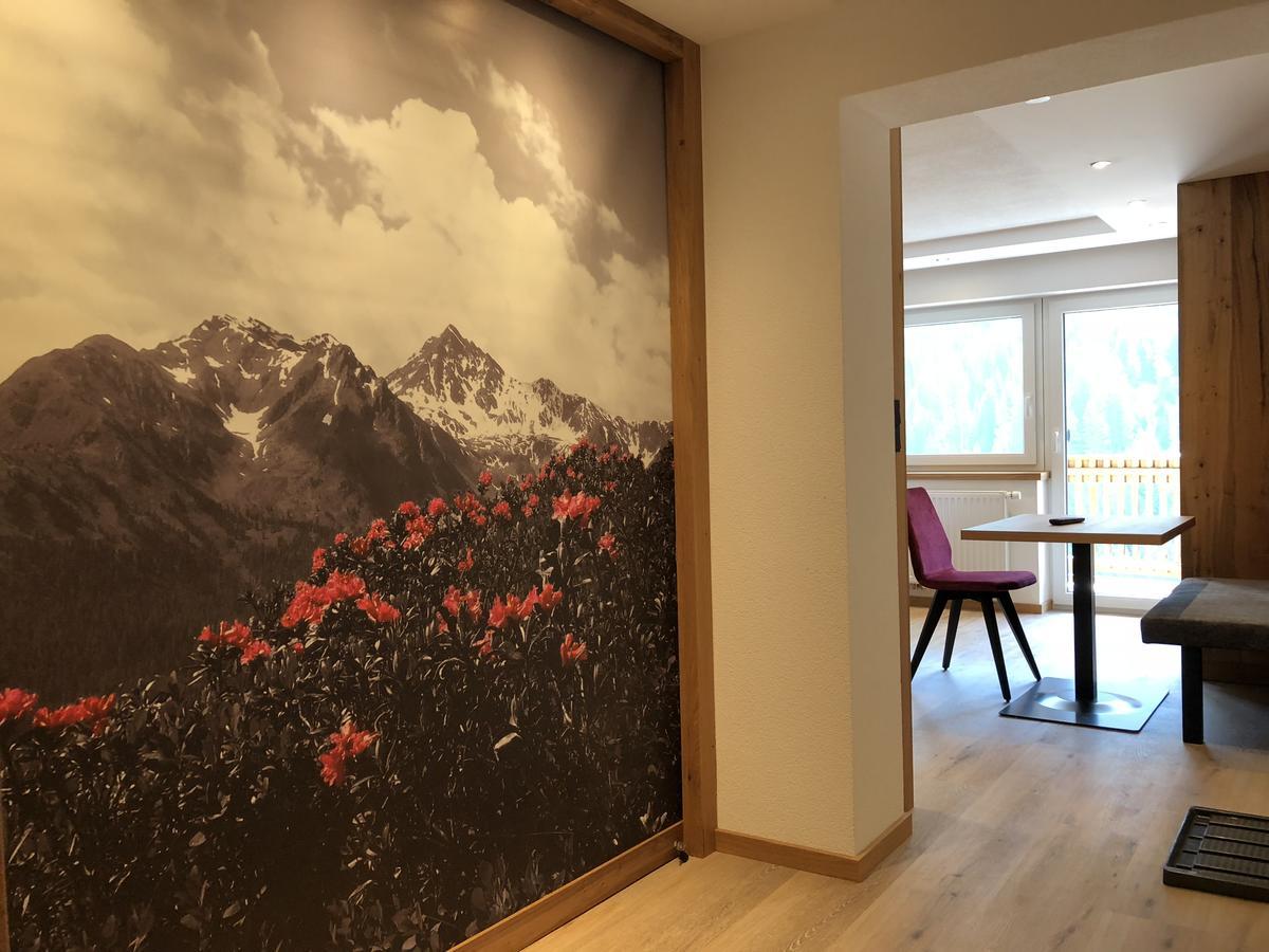 Hotel Garni Central - Zimmer - Studios - Apartments Kappl  Εξωτερικό φωτογραφία